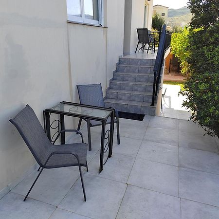Manos Apartments Kolymvári Eksteriør bilde